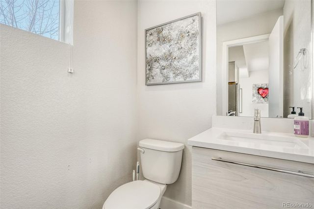 5642 W 10th Place, Lakewood, CO 80214