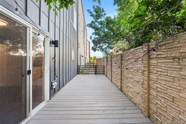 5642 W 10th Place, Lakewood, CO 80214