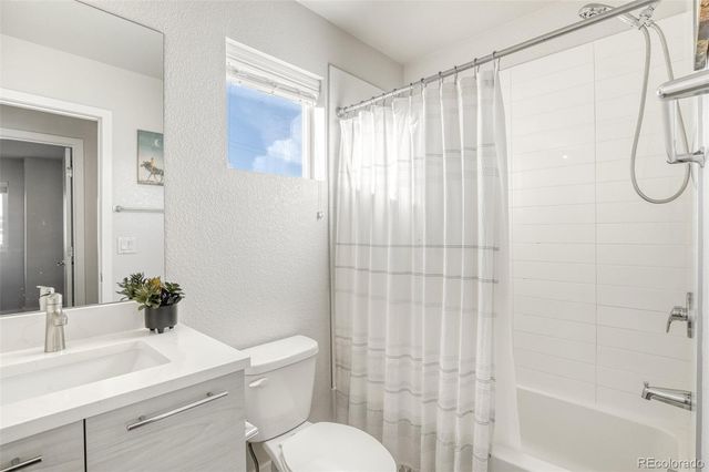 5642 W 10th Place, Lakewood, CO 80214