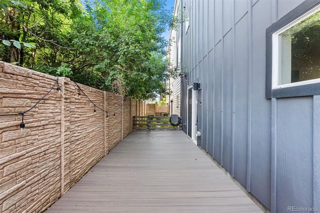 5642 W 10th Place, Lakewood, CO 80214