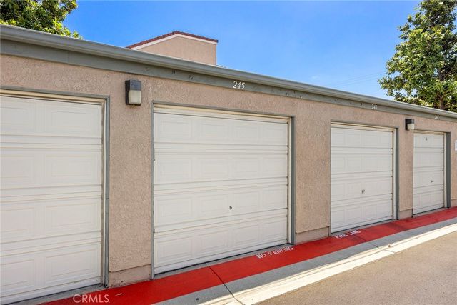 3537 W Greentree Circle C, Anaheim, CA 92804