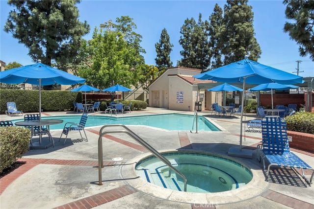 3537 W Greentree Circle C, Anaheim, CA 92804