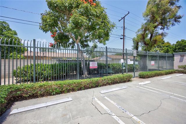 3537 W Greentree Circle C, Anaheim, CA 92804