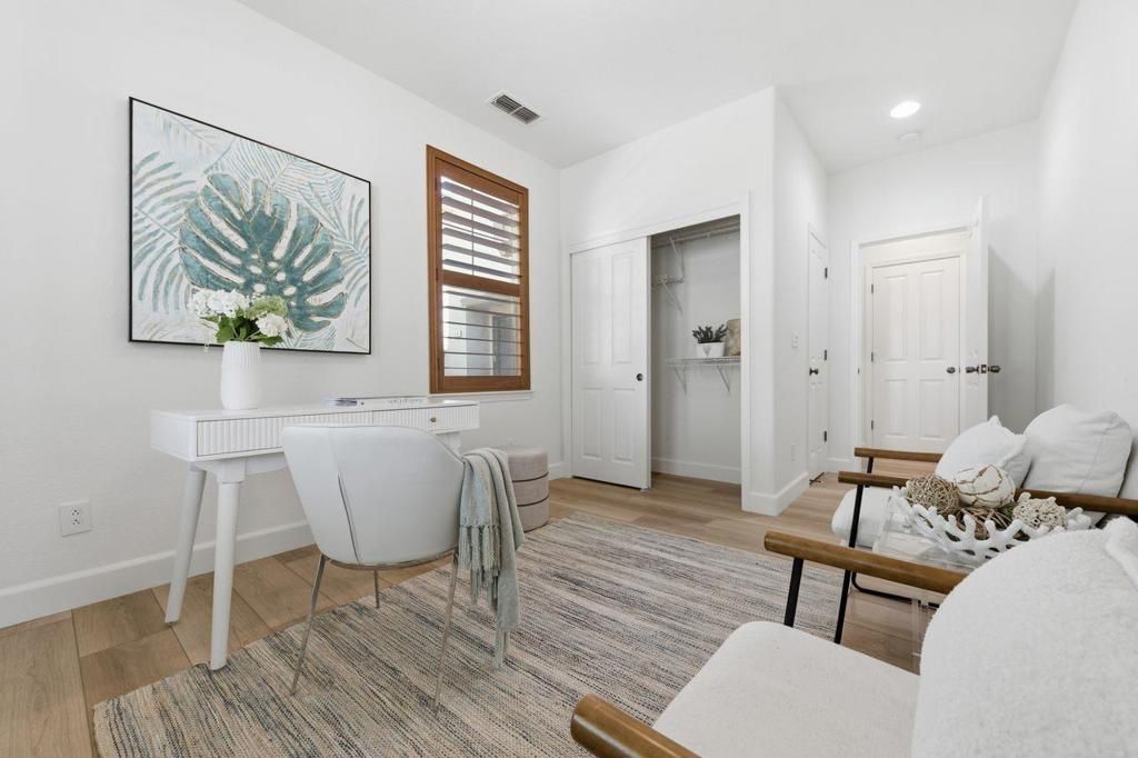 Image 21 of property listing at 698 W Rico Way, Tracy, CA 95391