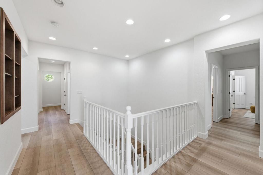 Image 24 of property listing at 698 W Rico Way, Tracy, CA 95391