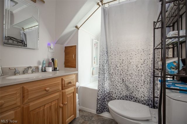 3805 Revere Court, Cleveland, OH 44109