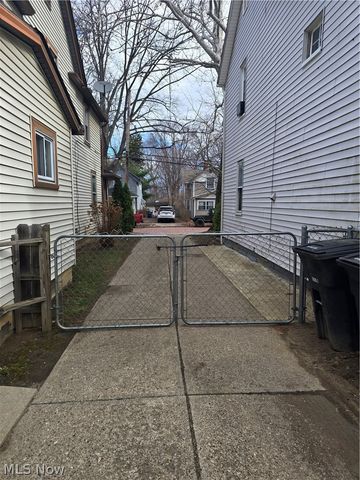 3805 Revere Court, Cleveland, OH 44109