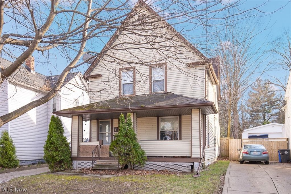 3805 Revere Court, Cleveland, OH 44109