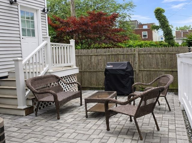 25 Monmouth St SF, Boston, MA 02128