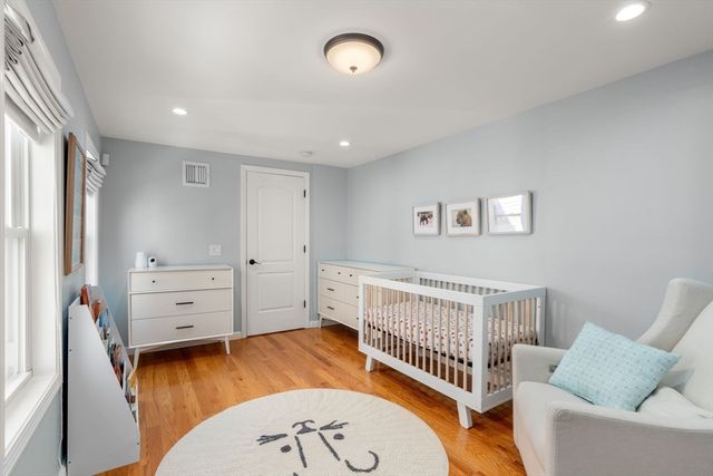 25 Monmouth St SF, Boston, MA 02128