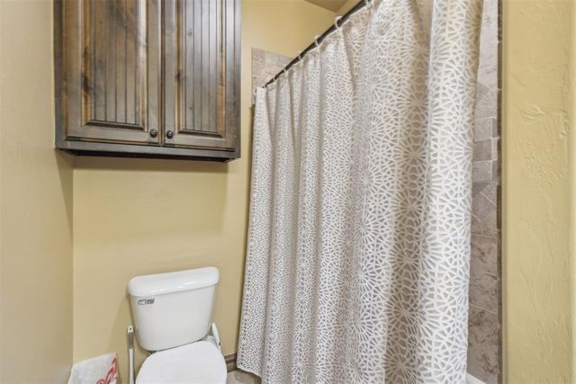 2208 Open Trail Road, Edmond, OK 73034