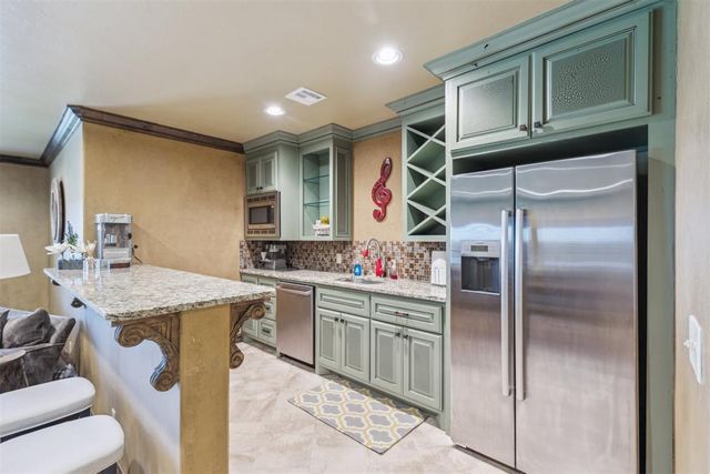 2208 Open Trail Road, Edmond, OK 73034