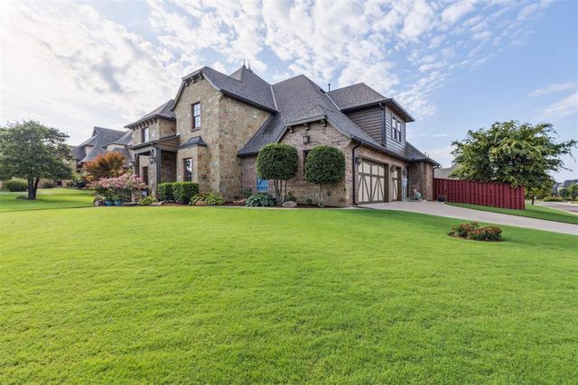 2208 Open Trail Road, Edmond, OK 73034