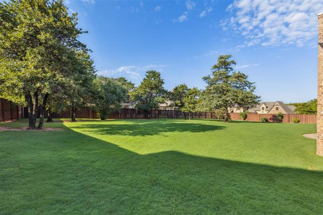 2208 Open Trail Road, Edmond, OK 73034