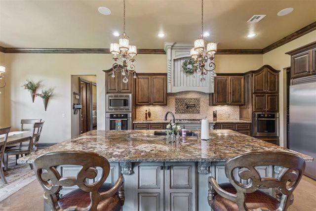 2208 Open Trail Road, Edmond, OK 73034