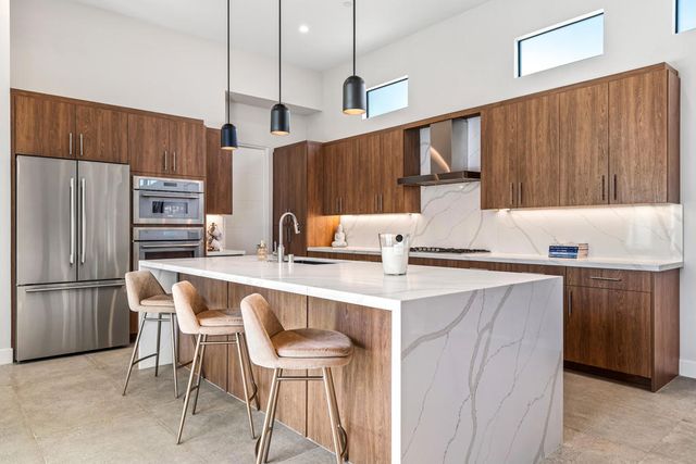 1346 Bacall Way, Palm Springs, CA 92262