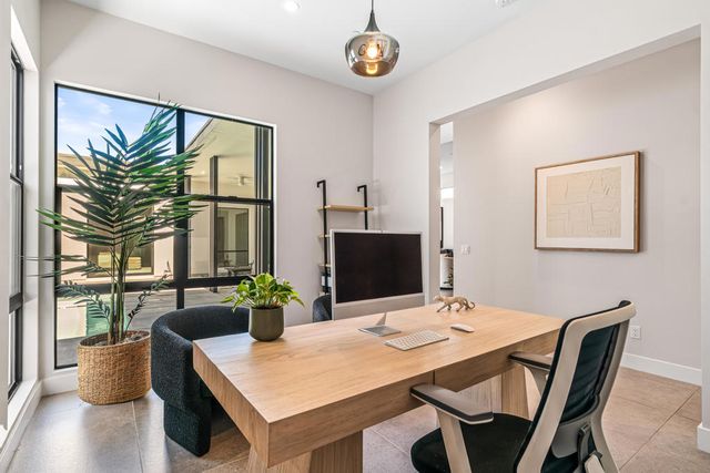 1346 Bacall Way, Palm Springs, CA 92262