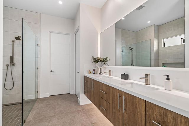 1346 Bacall Way, Palm Springs, CA 92262