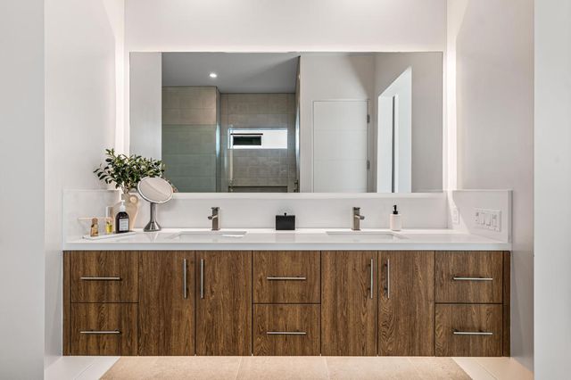 1346 Bacall Way, Palm Springs, CA 92262