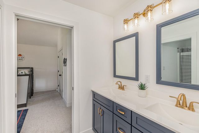 694 N 50 W, Valparaiso, IN 46385