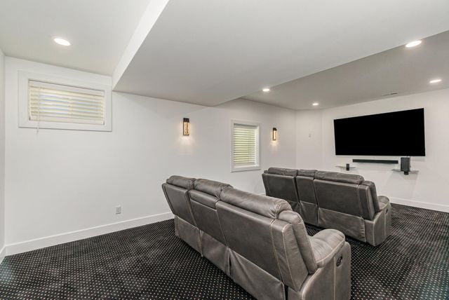 694 N 50 W, Valparaiso, IN 46385