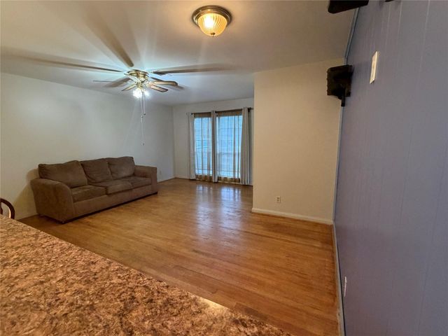 8602 Glenlea Street, Houston, TX 77061