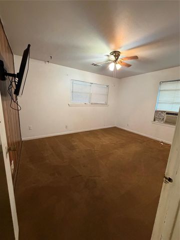 8602 Glenlea Street, Houston, TX 77061