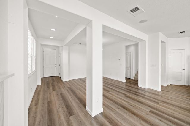 197 Cinema St, Sacramento, CA 95823