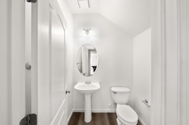 197 Cinema St, Sacramento, CA 95823