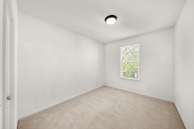 197 Cinema St, Sacramento, CA 95823