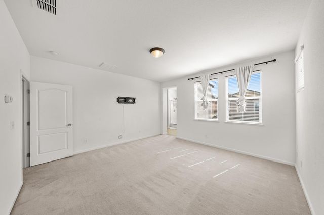 197 Cinema St, Sacramento, CA 95823