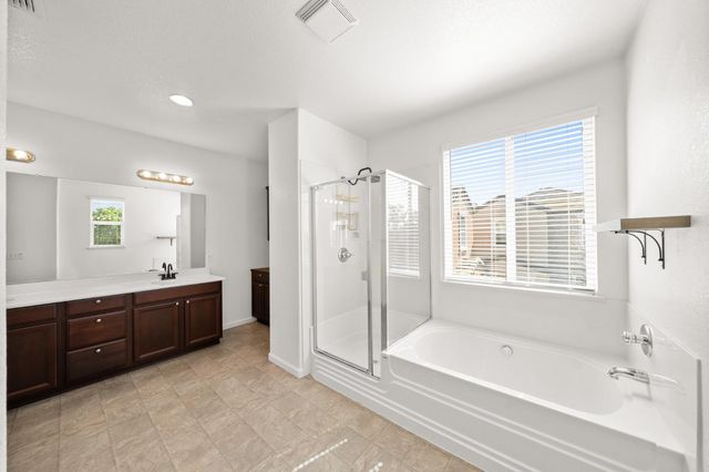 197 Cinema St, Sacramento, CA 95823