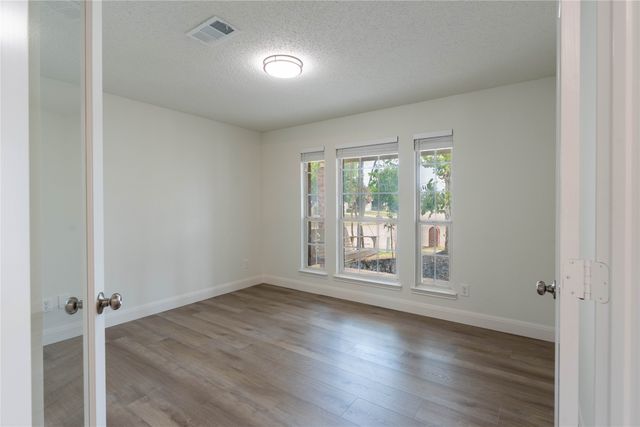 2304 Glenhaven Drive, Mckinney, TX 75071