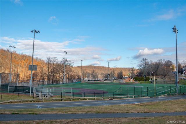 92 Underhill Avenue 2B, West Harrison, NY 10604