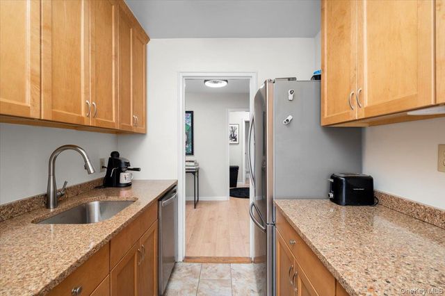 92 Underhill Avenue 2B, West Harrison, NY 10604