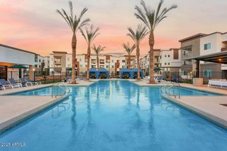 28201 N BLACK CANYON Highway A2, Phoenix, AZ 85085