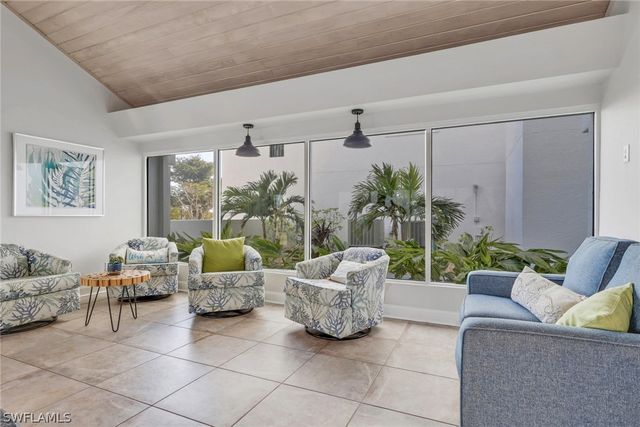 4745 Estero BLVD 201, Fort Myers Beach, FL 33931