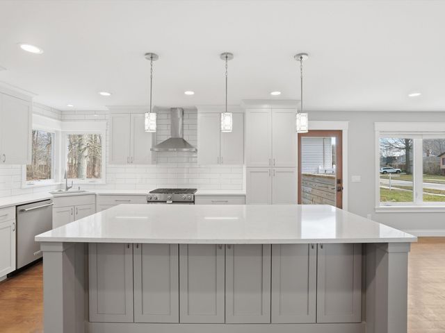 33120 Tall Pine Court, Chesterfield, MI 48047