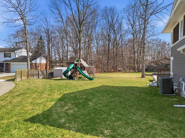 33120 Tall Pine Court, Chesterfield, MI 48047