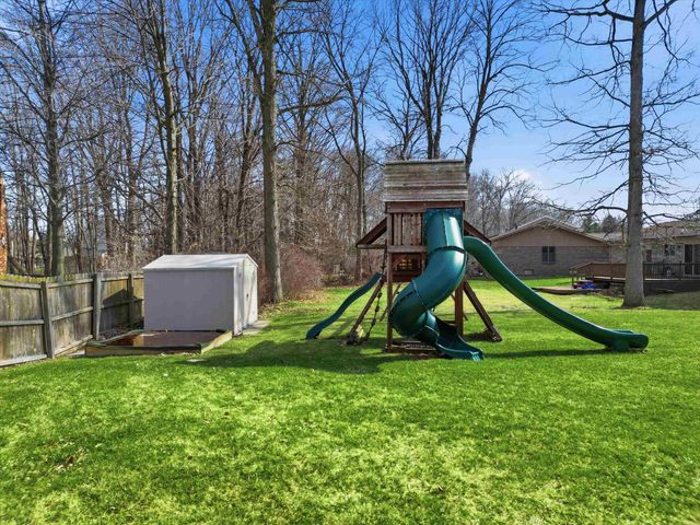 33120 Tall Pine Court, Chesterfield, MI 48047