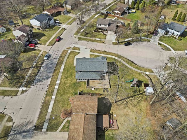 33120 Tall Pine Court, Chesterfield, MI 48047