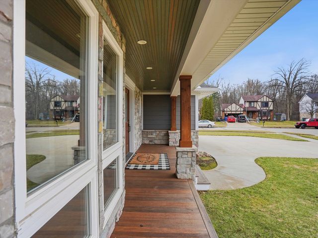 33120 Tall Pine Court, Chesterfield, MI 48047