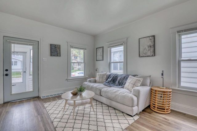 2117 77th STREET, Milwaukee, WI 53219