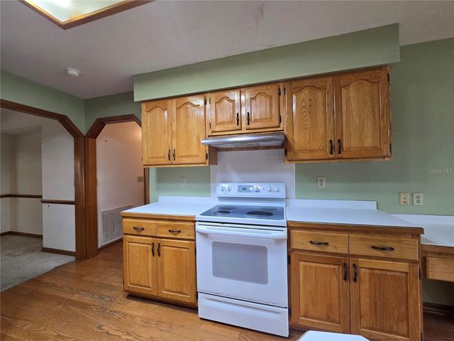 5655 SE 42ND AVENUE, Ocala, FL 34480