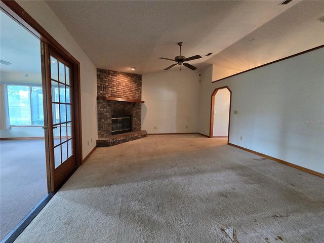 5655 SE 42ND AVENUE, Ocala, FL 34480