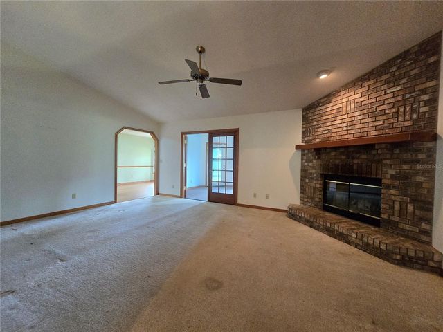 5655 SE 42ND AVENUE, Ocala, FL 34480