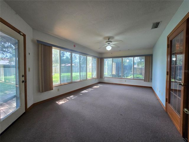 5655 SE 42ND AVENUE, Ocala, FL 34480