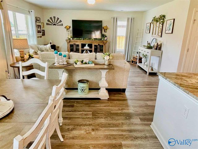 115 Edgestone Drive, Harvest, AL 35749