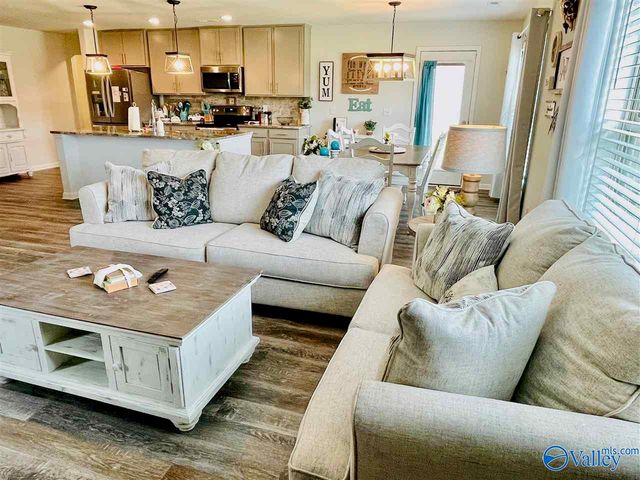 115 Edgestone Drive, Harvest, AL 35749