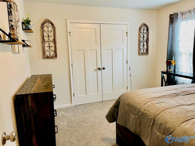 115 Edgestone Drive, Harvest, AL 35749